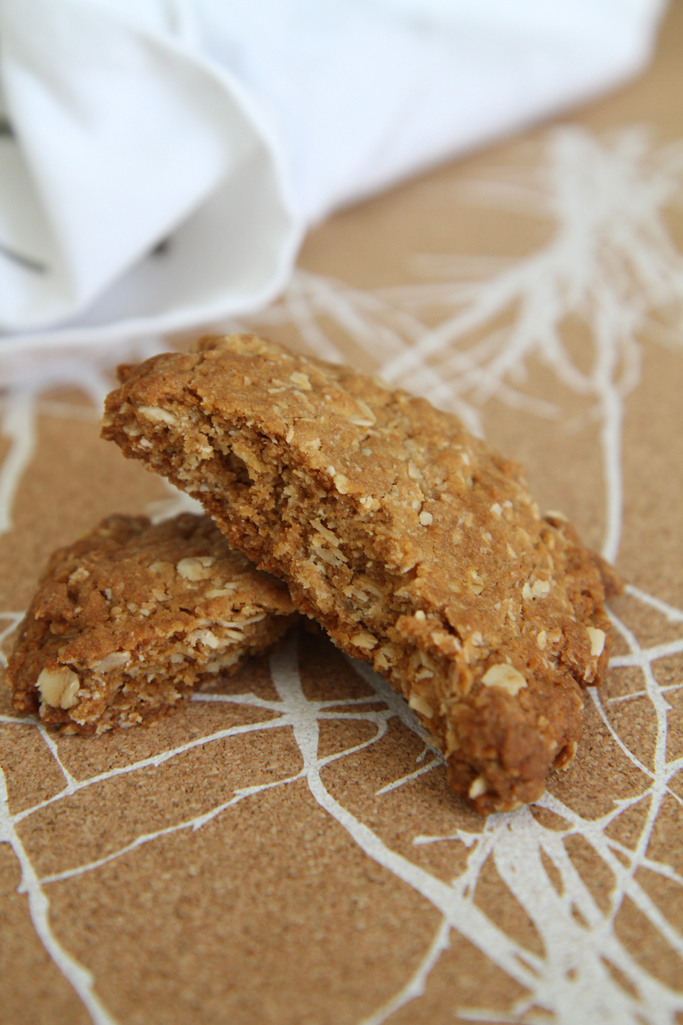 Anzac-biscuits-in-half