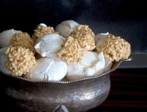 Almond and white chocolate meringues